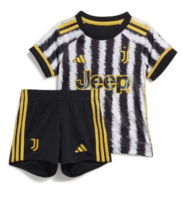 Juventus Koszulka Podstawowych Dziecięca 2023-24 Krótki Rękaw (+ Krótkie spodenki)